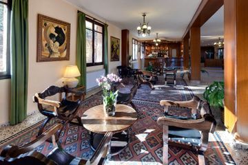 Hotel Mora