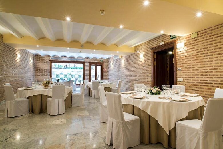 Hotel Ad-hoc Parque Golf