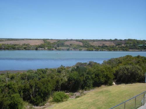 Holiday Home Crystal Waters