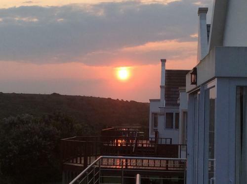 Holiday Home Crystal Waters
