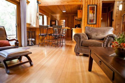 Villa Big Rock Creek Lodge