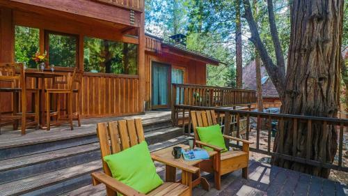 Villa Big Rock Creek Lodge