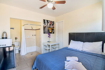 Ramona Motel