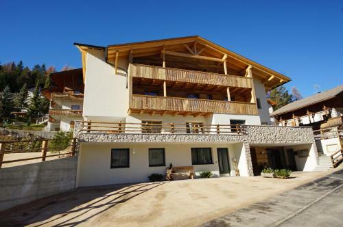 Apartments. Ambria