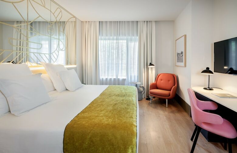 Hotel Barcelo Torre De Madrid