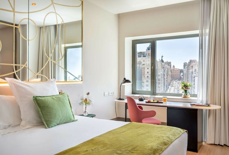 Hotel Barcelo Torre De Madrid