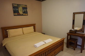 Wongsaisiri Srichiangkhan Hotel