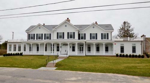 Hotel The Quogue Club