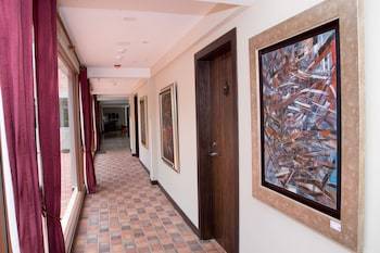 Hotel Medina Del Lago