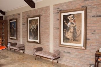 Hotel Medina Del Lago