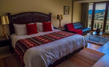 Hotel Medina Del Lago
