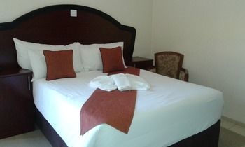 Hotel Okavango Roadside Guesthouse