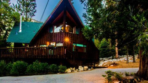 Villa Lily Rock