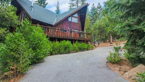 Villa Lily Rock