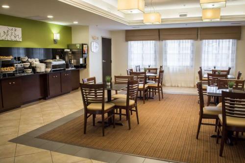 Hotel Sleep Inn & Suites Harbour Pointe Midlothian