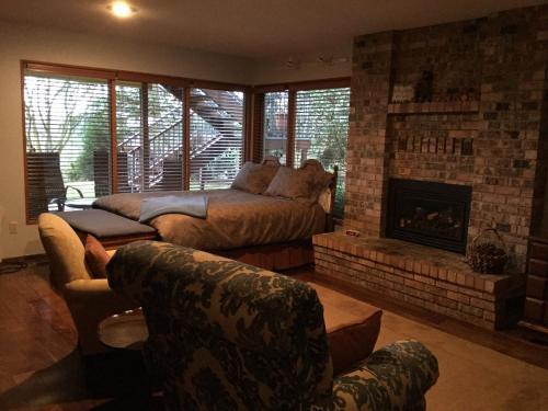 A Cascade View Bed And Breakfast