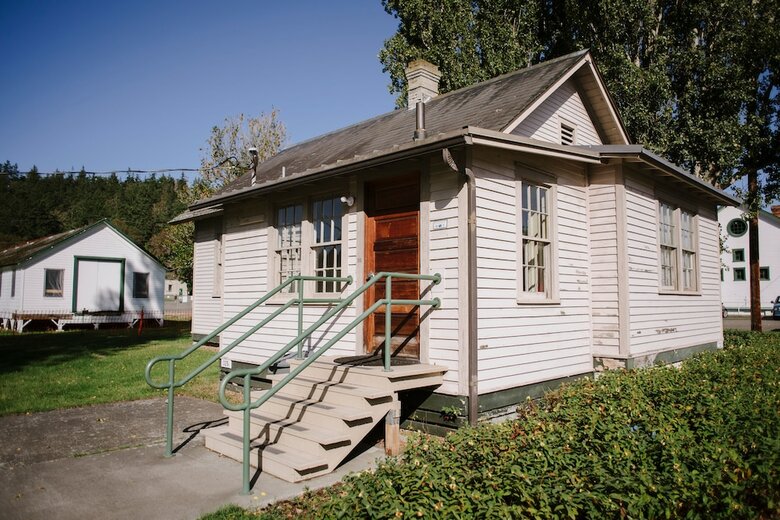 Lodge Fort Worden