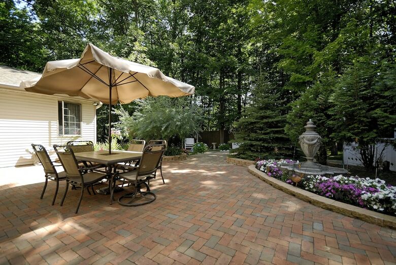 The Roost Bed And Breakfast