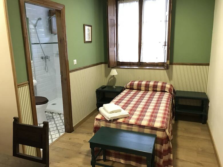 Hotel Colonial De Santillana