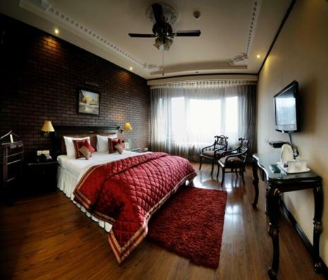 Hotel Diplomat Residency