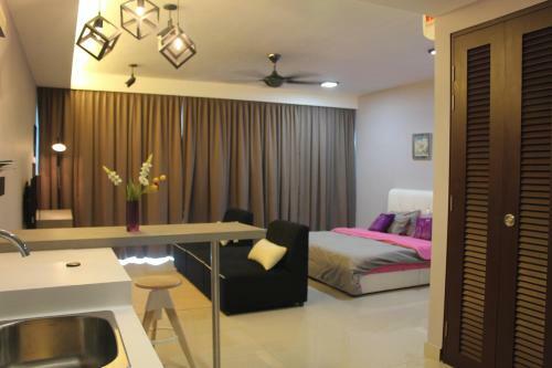 Setia Alam Trefoil