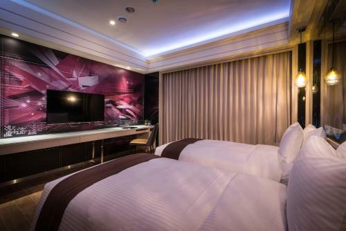 Moving Star Hotel