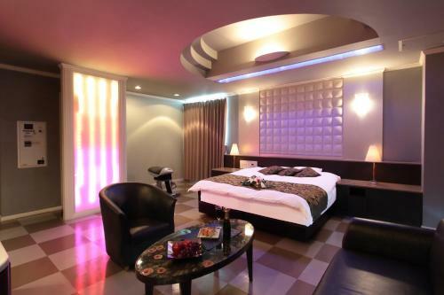 Hotel Pacela (adult Only)