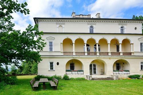Hotel Bildungshaus Schloss Krastowitz