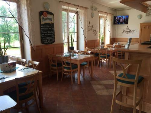 Hostal Penzion A Restaurace Lemberk