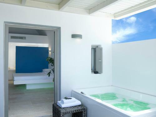 Aurora Luxury Hotel & Spa Private Beach
