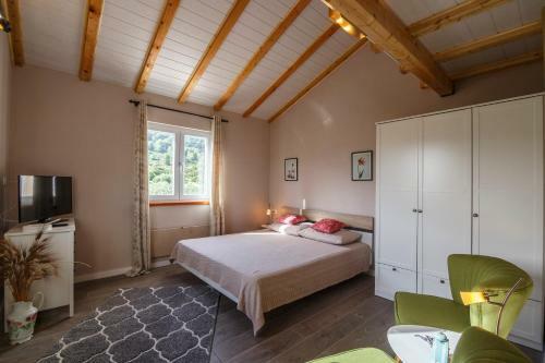 Hostal Apartments Marde?i?