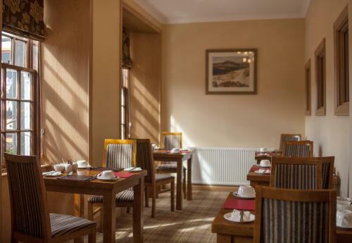 Crown Hotel