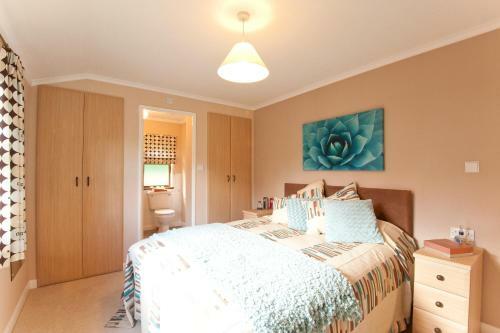 Crocus Lodge