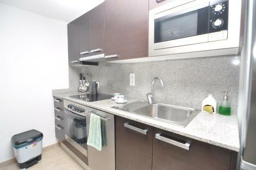 Rnet - Apartments Roses Les Marines
