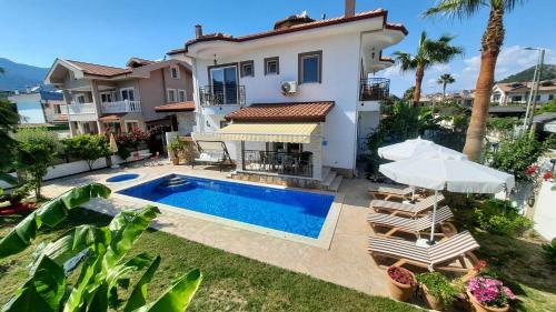 Villa Yeliz