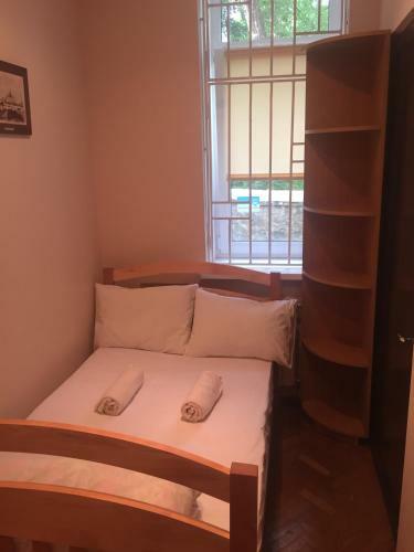 Globus Hostel