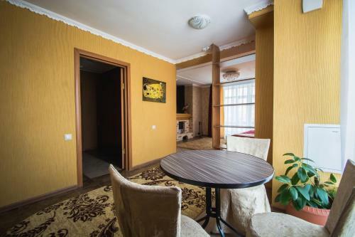 Hotel Zolotoi Lev