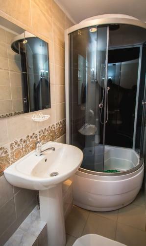 Hotel Zolotoi Lev