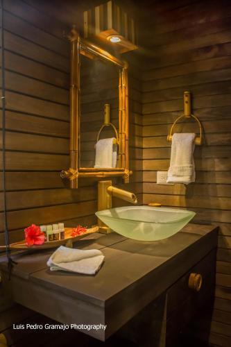 Pacific Pearls Lodge