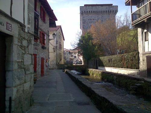 Larraenea Bed And Breakfast