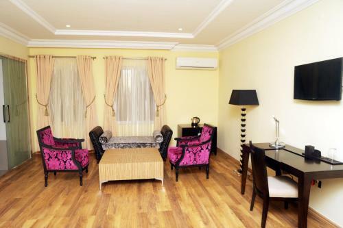 Hotel H210