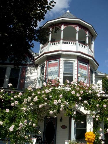 Bondy House Bed & Breakfast