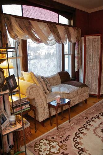 Bondy House Bed & Breakfast