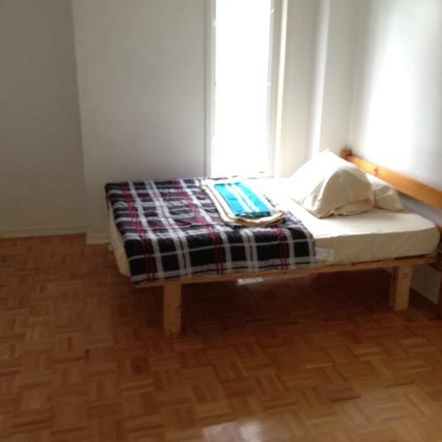 Hostal Toronto Wonderland Travelers Home