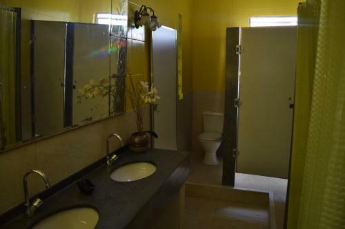 Banana Leaf Eco Hostel