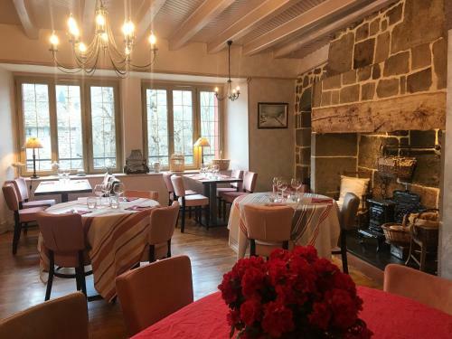 Hotel H�tel Restaurant Du Plomb Du Cantal