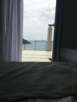 Anemos Luxury Villas