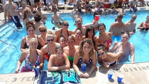 Island Club #106