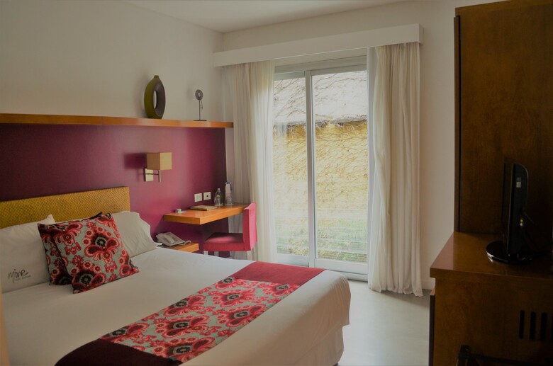 Mine Hotel Boutique
