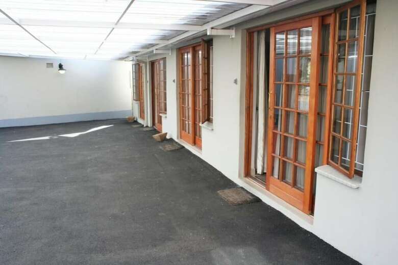 Hotel Thembelihle Guest House